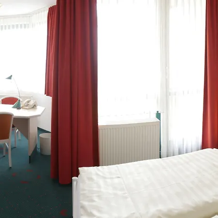 Hessen Hotelpark 4*